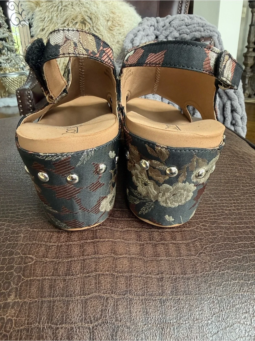 Corkys Black Floral Espadrille Wedge Sandals